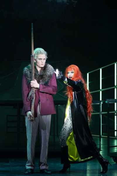 The Black Rider - The Casting of the Magic Bullets