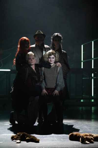 The Black Rider - The Casting of the Magic Bullets