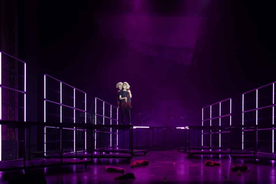 The Black Rider - The Casting of the Magic Bullets